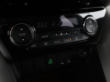 Mitsubishi Eclipse Cross SUV 1.5 T 163KM 2019 Mitsubishi Eclipse Cross klima auto kamera i, zdjęcie 25