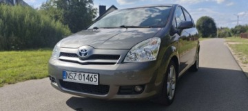 Toyota Corolla Verso E120 2.2 D-4D 177KM 2006 Toyota Corolla Verso Toyota Corolla Verso 7 Osobowa Zarejestrowana 2.2