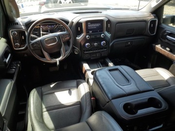  GMC Sierra K2500 Denali 2022 6.6l 6.6 Diesel 401KM, zdjęcie 8