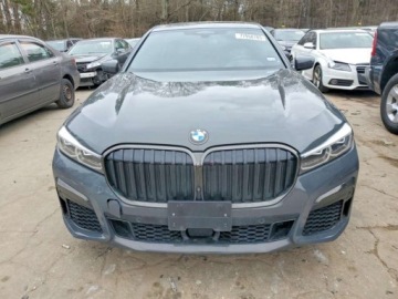 BMW Seria 7 G70 2022 BMW Seria 7 BMW serii 7 750i xDrive Sedan z 2022 roku , od ubezpieczalni, zdjęcie 5