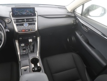 Lexus NX I SUV Facelifting 300 238KM 2018 Lexus NX 200t, Salon Polska, Serwis ASO, 4X4, zdjęcie 7