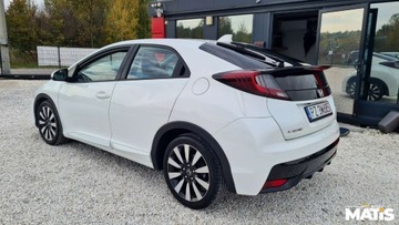 Honda Civic IX Hatchback 5d Facelifting 1.4 i-VTEC 100KM 2016 Honda Civic 1.4Benz manual Navi Kamera climatronic biala perla 1.3 99KM, zdjęcie 20