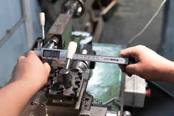 ЭЛЕКТРОННЫЙ КАЛИПЕР. 150 мм/0,03 мм