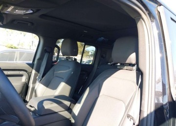 Land Rover Defender IV (L663) 2025 Land Rover Defender 110 P300, od ubezpieczalni 2.0 Benzyna 296KM, zdjęcie 15