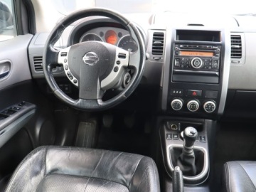 Nissan X-Trail II 2.0 dCi 150KM 2008 Nissan X-Trail 2.0 dCi, 4X4, Klima, Klimatronic, zdjęcie 6