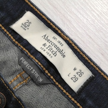 ABERCROMBIE & FITCH _ JEANSOWE ŚWIETNE KRÓTKIE SPODENKI Z LOGO _ S/M