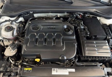 Volkswagen Arteon Fastback 2.0 TDI 150KM 2017 Volkswagen Arteon 2.0TDI 150KM DSG 2017 r., NAVI, felga 19 2.0 Diesel, zdjęcie 32