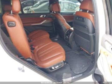 BMW X7 2021 BMW X7 m50i, 2021r., 4x4, 4.4L 4.4 Benzyna 523KM, zdjęcie 9