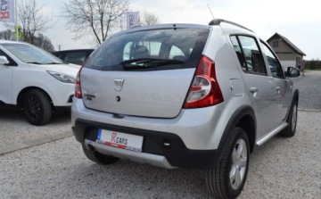 Dacia Sandero I Hatchback 5d 1.6 MPI 84KM 2011 Dacia Sandero Stepway Bezwypadkowe - Niski przebieg - klimatyzacja - Zadba, zdjęcie 3
