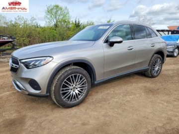 Mercedes GLC C254/X254 2023 Mercedes-Benz GLC 300 4Matic 2023 2.0 Benzyna 255KM