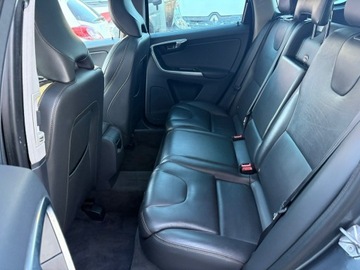 Volvo XC60 I SUV Facelifting 2.4 D4 190KM 2017 Volvo XC 60 2.4 D4 AWD Summum Navi Skóra Pano, zdjęcie 21