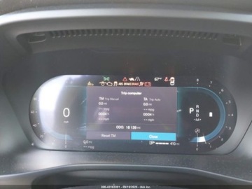 Volvo XC40 2023 Volvo XC 40 B5 Plus Bright Theme 2023 2.0l 2.0 Benzyna 247KM, zdjęcie 10