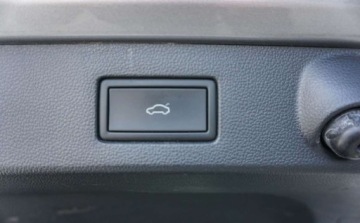 Volkswagen Arteon Fastback Facelifting 2.0 TSI 190KM 2022 Volkswagen Arteon Volkswagen Arteon R-line 2.0TSI Shooting Brake DSG 2.0, zdjęcie 33