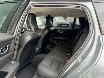 Volvo V60 II  Kombi 2.0 D4 190KM 2020 Volvo V60 AWD,4x4,Momentum Pro,Gwarancja, zdjęcie 9
