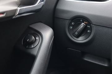 Skoda Octavia III Kombi Facelifting 2.0 TDI 150KM 2019 Skoda Octavia 2.0 TDI, Salon Polska, Klima, zdjęcie 19