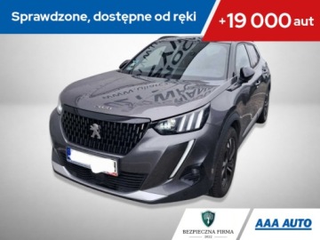 Peugeot 2008 II SUV 1.2 PureTech 130KM 2021 Peugeot 2008 1.2 PureTech, Salon Polska