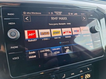 Volkswagen Passat B8 Variant Facelifting 2.0 TDI SCR 150KM 2022 Volkswagen Passat Variant SalonPL serwis ASO 2.0TDI 150KM MatrixLED pakiet, zdjęcie 31