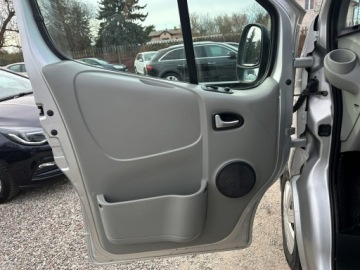 Renault Trafic II Furgon 2.0 dCi 115KM 2011 Renault Trafic 2.0 DCI/9 miejsc/Klima na, zdjęcie 10