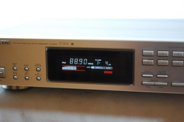 ТЮНЕР PIONEER F-701 CHAMPAGNE