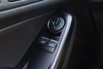 Ford Fiesta VII Hatchback 3d Facelifting 1.25 60KM 2016 Ford Fiesta 1.25, Salon Polska, Klima, zdjęcie 16