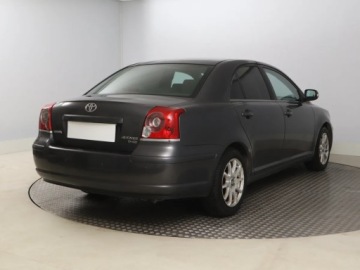 Toyota Avensis II Sedan 2.0 D-4D 126KM 2008 Toyota Avensis 2.0 D-4D, Salon Polska, Klima,ALU, zdjęcie 4