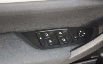 BMW X1 E84 Crossover xDrive20d 177KM 2011 BMW X1 2.0D Automat 4x4 Navi PDC Xenon Panorama Skora Sprowadzony, zdjęcie 32