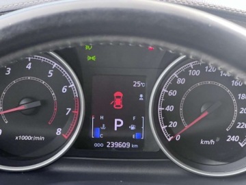 Mitsubishi Outlander II 2.0 MIVEC 147KM 2010 Mitsubishi Outlander MITSUBISHI OUTLANDER 2.0 Benzyna 147KM, zdjęcie 26