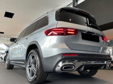 Mercedes GLB SUV Facelifting 2.0 220 190KM 2025 MERCEDES-BENZ GLB 220 4-Matic AMG Line 2.0 (190KM) 2025, zdjęcie 1