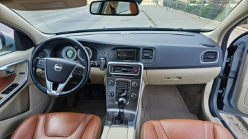 Volvo S60 II Sedan 1.6 D2 115KM 2011 Volvo S60 Bardzo bogata opcja i dobry stan, zdjęcie 9