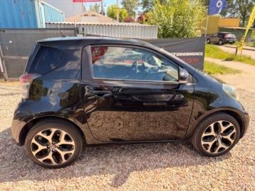 Toyota iQ 1.4 TD 90KM 2011 Toyota iQ Swietny stan Bogate wyposazenie Zawraca w miejscu 1.4 90KM, zdjęcie 7