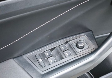 Volkswagen T-Roc I SUV Facelifting 1.5 TSI ACT 150KM 2025 Volkswagen T-Roc R-Line Pakiety, ACC, Kamera, Podgrzewane fotele, Digital, zdjęcie 18