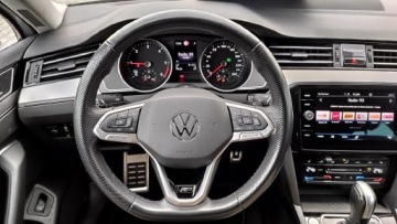 Volkswagen Passat B8 Variant Facelifting 2.0 TDI SCR 200KM 2022 Volkswagen Passat Variant Rline 200KM 4x4 Elegance, zdjęcie 14
