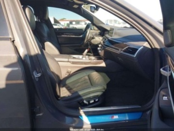 BMW Seria 7 G70 2022 BMW Seria 7 2022 BMW 7 Series 740i Sedan 3.0 Benzyna 335KM, zdjęcie 10