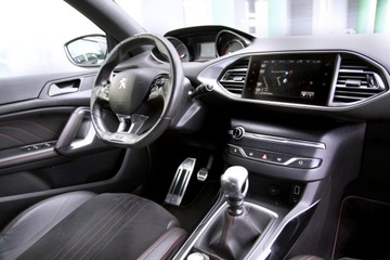 Peugeot 308 II Hatchback GT 1.6 e-THP 205KM 2015 Peugeot 308 GT 205PS/LED/ Alcantara/Navi/2x PDC/, zdjęcie 12