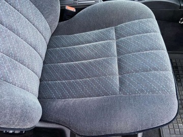 Volkswagen Passat B3 Sedan 2.0 115KM 1990 Volkswagen Passat Volkswagen Passat B3 Automat Sedan Welur Bordo Super Sta, zdjęcie 23