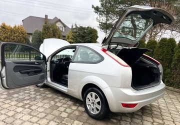 Ford Focus II Coupe-Cabriolet 1.6 Duratec 16V 100KM 2009 Ford Focus Ford Focus 1.6 benzyna 1 wlasciciel 1.6 Benzyna 101KM, zdjęcie 31