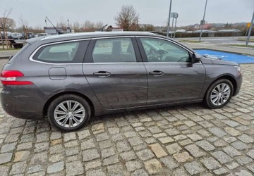Peugeot 308 II SW Facelifting 1.2 PureTech 130KM 2019 Peugeot 308 Peugeot 308 II rok 2019 ZAREJESTROWANY, zdjęcie 4