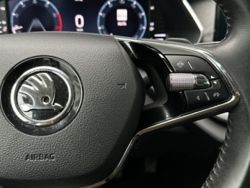 Skoda Octavia IV Liftback 1.5 TSI EVO 150KM 2023 Skoda Octavia 1.5TSI 150KM Style DSG l LED Matrix,, zdjęcie 19