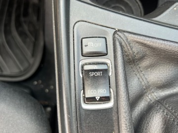 BMW Seria 1 F20-F21 Hatchback 5d 116i 136KM 2012 BMW Seria 1 KLIMATYZACJA NAWIGACJA PARKTRONIC TYL EL.SZYBY SERWISOWANA ORY, zdjęcie 16