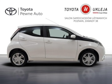 Toyota Aygo II Hatchback 5d 1.0 VVT-i 69KM 2015 Toyota Aygo 1.0 VVT-i X-play II (2014-) Toyota Ayg, zdjęcie 3