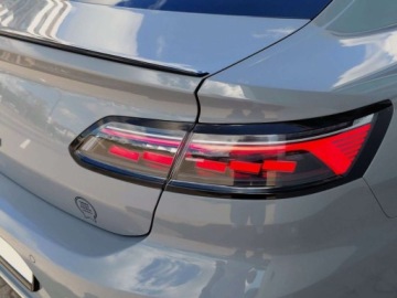 Volkswagen Arteon Fastback Facelifting 2.0 TDI 200KM 2022 Volkswagen Arteon 2.0TDI 200KM R-Line DSG SalonPl SerwisASO Acc Led Virtua, zdjęcie 37
