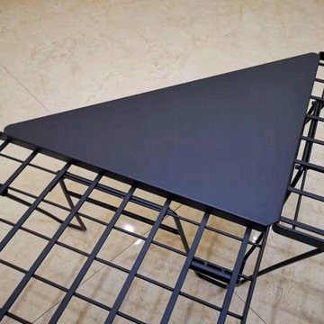 Треугольный походный столик