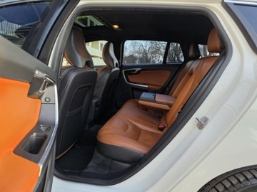 Volvo V60 I Kombi Facelifting 2.0 T6 DRIVE-E  306KM 2015 VOLVO V60 POLESTAR T6 AWD, 3.0l benzyna 330KM * Bezwypadkowy, zdjęcie 21