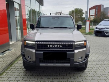 Toyota Land Cruiser VII Terenowy 5d 2.8 D-4D 204KM 2025 Od ręki - Executive 2.8 Diesel 205KM | Martwe pole!, zdjęcie 1