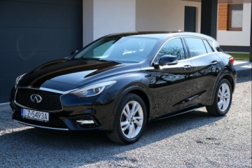 Infiniti Q30 1.5D 109KM 2016 Infiniti Q30 1.5 DCi nawigacja climatronic zarejestrowany PL, zdjęcie 2