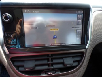 Peugeot 2008 I SUV 1.6 VTi 120KM 2013 PEUGEOT 2008 1.6 BENZ 120 KM ZAREJESTROWANY AUTO Z NIEMIEC, zdjęcie 16