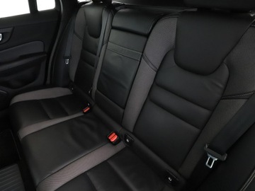 Volvo V60 II  2020 Volvo V60 PHEV 4x4 skóra/alcantara full LED, zdjęcie 16