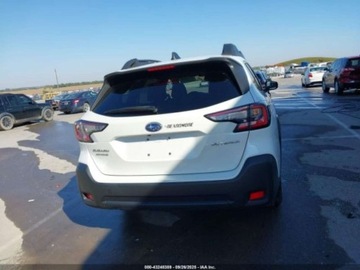 Subaru 2024 Subaru Outback 2024, Premium, 2.5L, od ubezpieczalni 2.5 Benzyna 182KM, zdjęcie 6