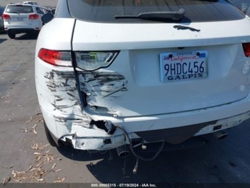 Jaguar F-Pace 2019 Jaguar F-Pace 2019 Jaguar F-PACE 25t Premium AWD 2.0 Benzyna 247KM, zdjęcie 10