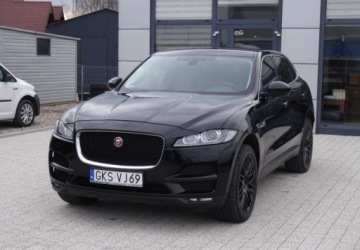 Jaguar F-Pace SUV 3.0 TDV6 300KM 2016 Jaguar F-Pace Jaguar F-Pace 3.0 TDV6 AWD 300 Sport 3.0 Diesel 300KM, zdjęcie 4